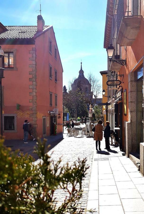 Apartamento En Centro Historico De San Lorenzo De El Escorial Buitenkant foto